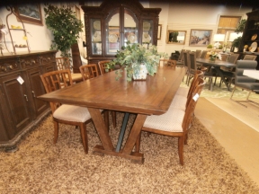 Lexington Dining Table W/ 8 Chairs