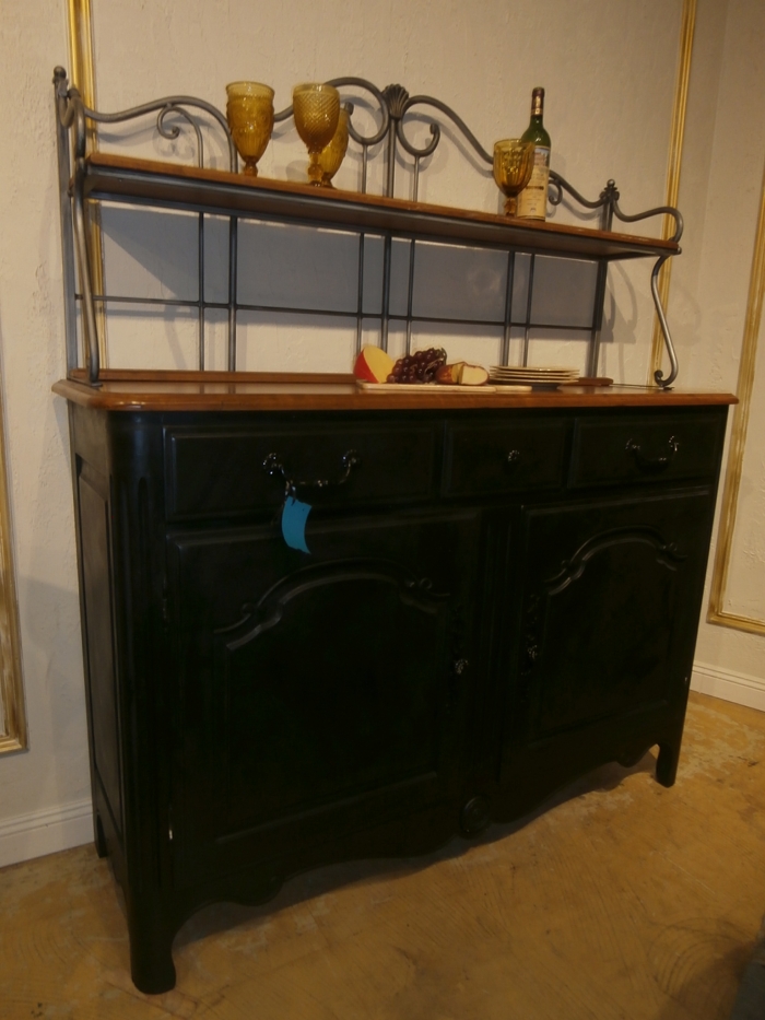 Ethan Allen Bakers Rack at The Missing Piece