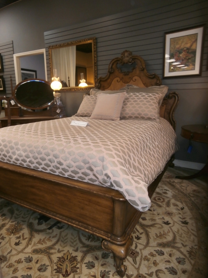 Formal Bed at The Missing Piece