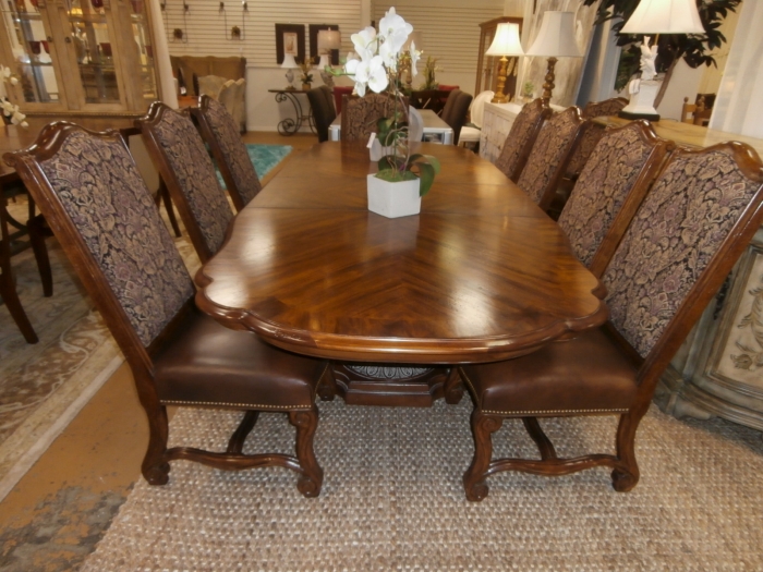 hickory chair dining room table
