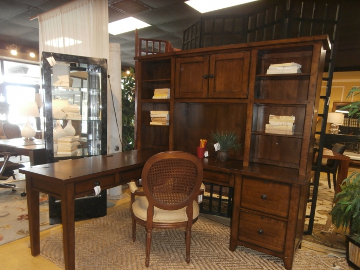 american signature desk with hutch