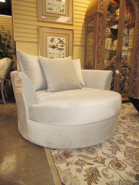 Z gallerie store round chair