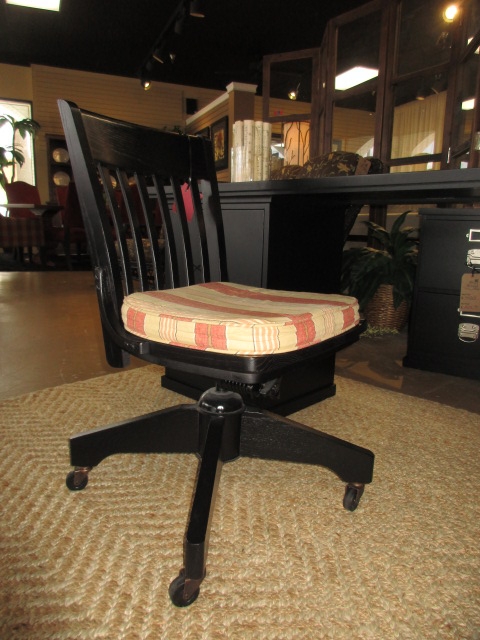 Pottery Barn Desk Chair At The Missing Piece   519929a IMG 4918.JPG