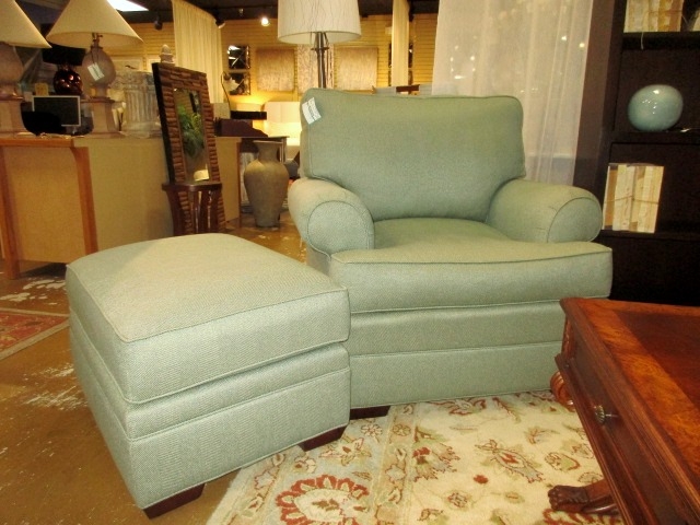 Thomasville chair and discount ottoman