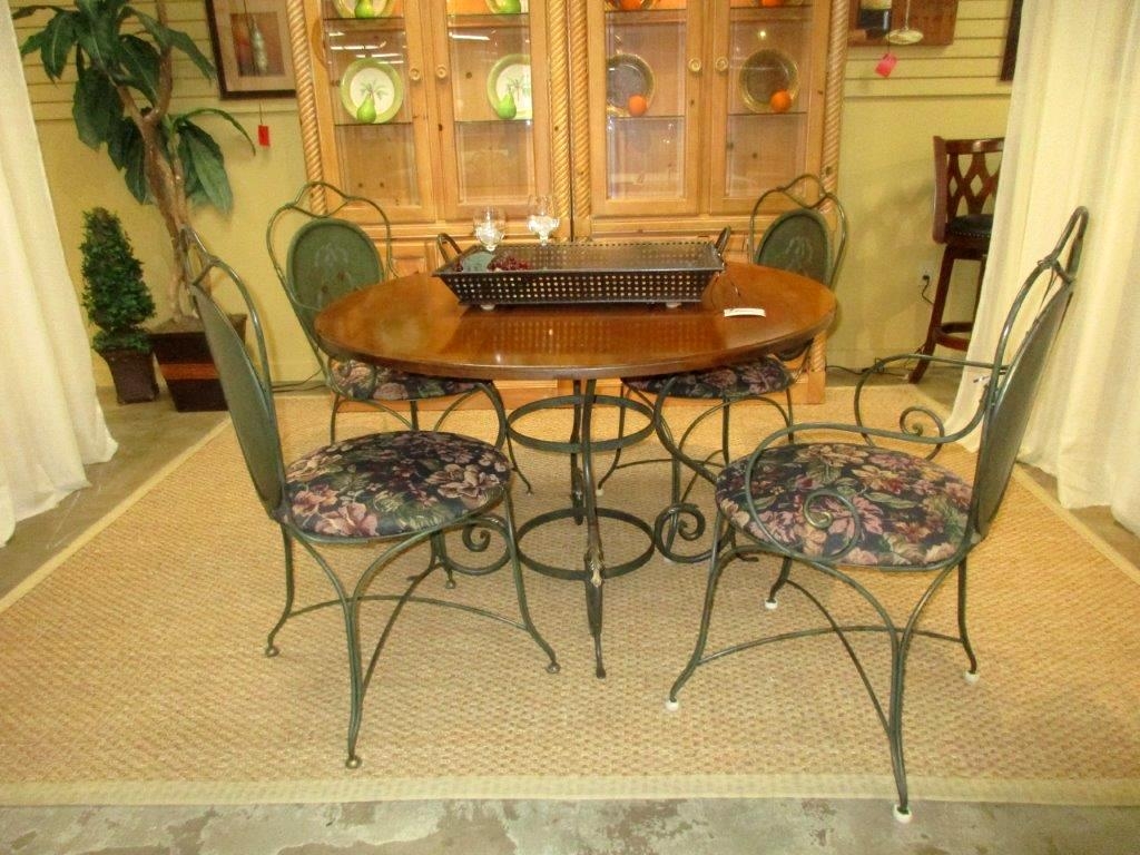 Dining Table W/4 Metal Chairs at The Missing Piece