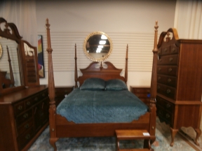 American Drew 4 Poster Bed
