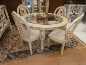 Ashley DR Table  W/4 Chairs