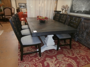 American Signature Dining Table/ W 6 Chairs