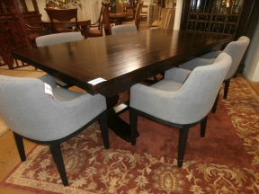 Dining Table W 2 Leaves