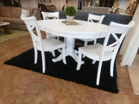 Crate&Barrel Avalon Dr Table W/4 Chairs