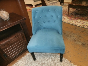 Accent Tufted Chair