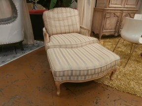 Ethan Allen Chair/ottoman