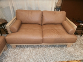 Leather/Rattan Loveseat