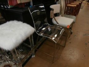 S/3 Gabby Johnson Dr Chair