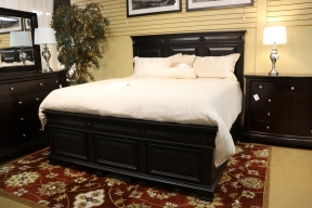 Elements Calloway King Bed