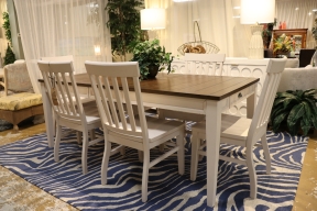 Kanes Cayla Table w/6 Chairs+Lf