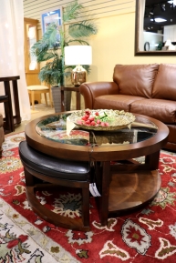 Glass Top Coffee Table W/2 Stools