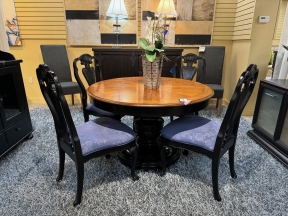 Dining Table W/4 Chairs