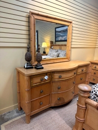 Tropical Dresser W/Mirror