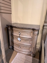 Collezione Europa Nightstand