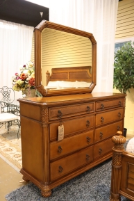 American Drew Dresser W/Mirror