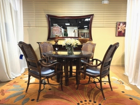 Drexel Heritage Table w/4 Chairs