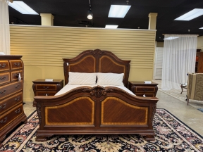 Havertys Traditional King Bed