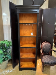 Bookcase W/Glass Rack