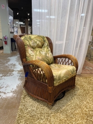 Palm Springs Swivel Chair