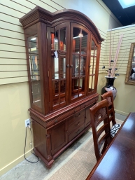 Traditional 2 Pc China Cabinet