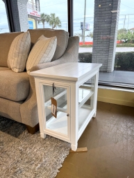 Havertys Arlington End Table