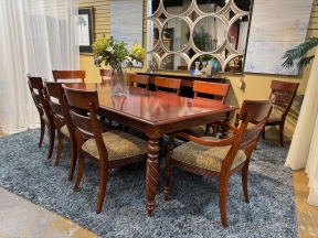 Ethan Allen Table w/10 Chairs+2Lfs