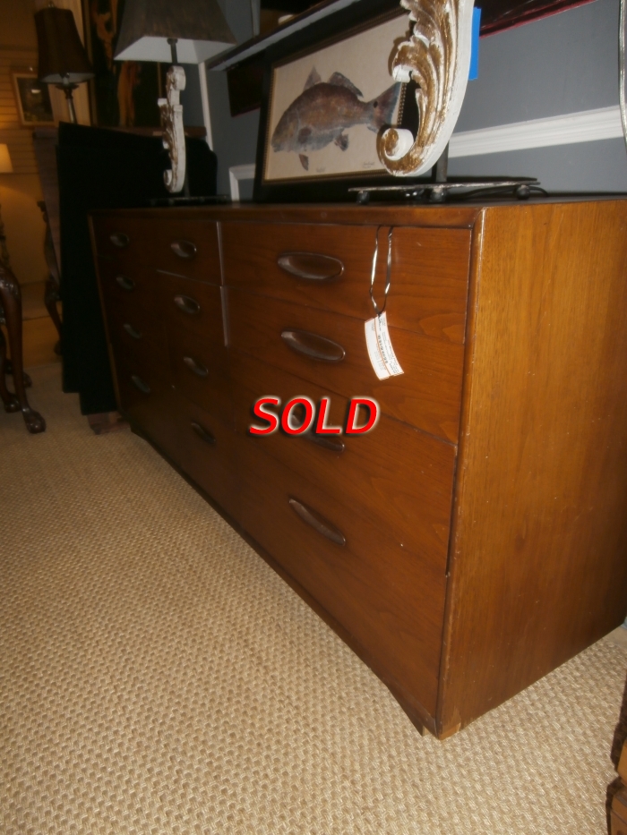 Henredon Mid Century Dresser At The Missing Piece