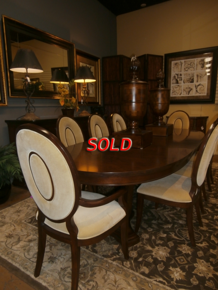 Thomasville kitchen table hot sale