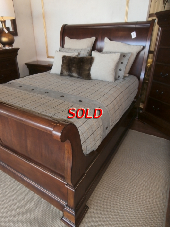 Thomasville Sleigh Bed