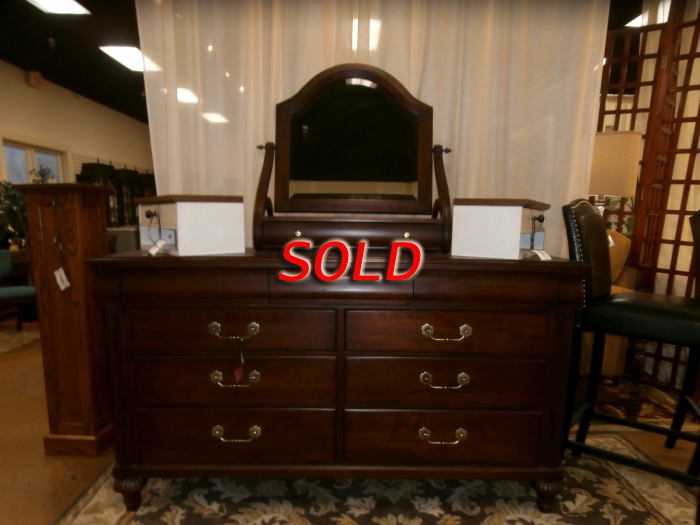 Ethan Allen Dresser & Mirror