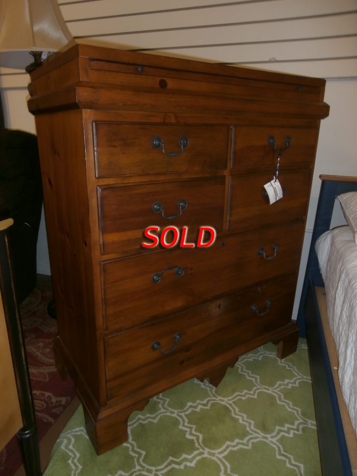 Drexel Chest Of Drawers 