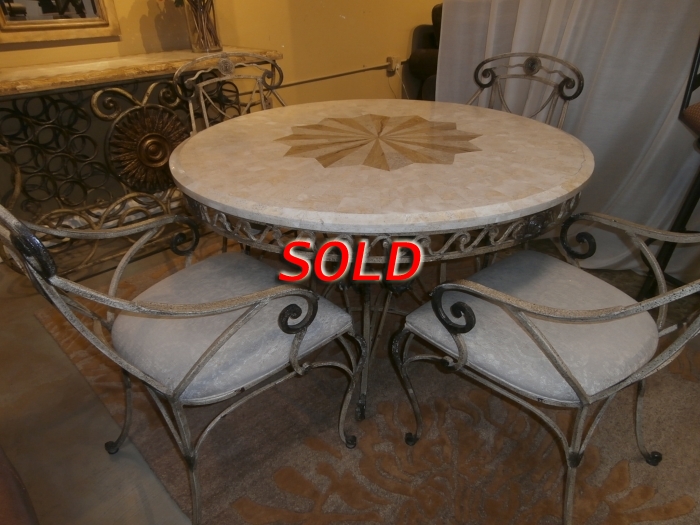 Thomasville Table & 4 Chairs