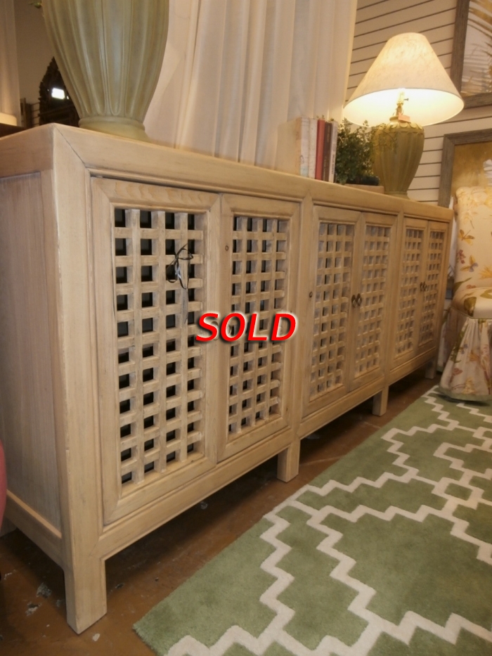 Lattice 6 Door Cabinet