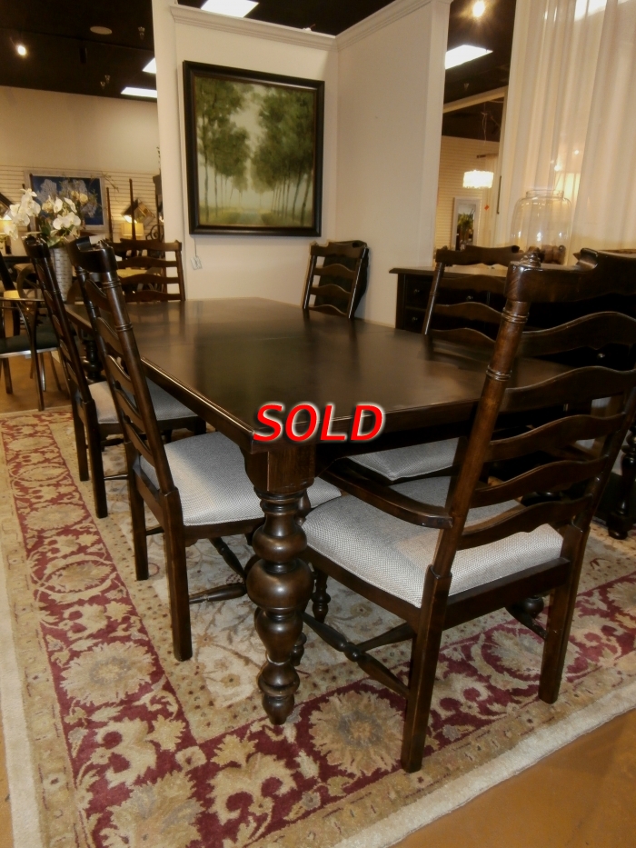 Universal Dining Table & Chairs