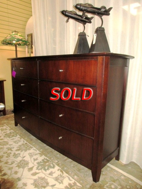 Thomasville Dresser w/Mirror