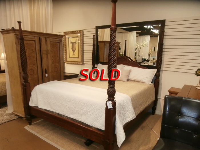 Ethan Allen Canopy Bed