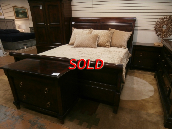 Bernhardt Sleigh Bed