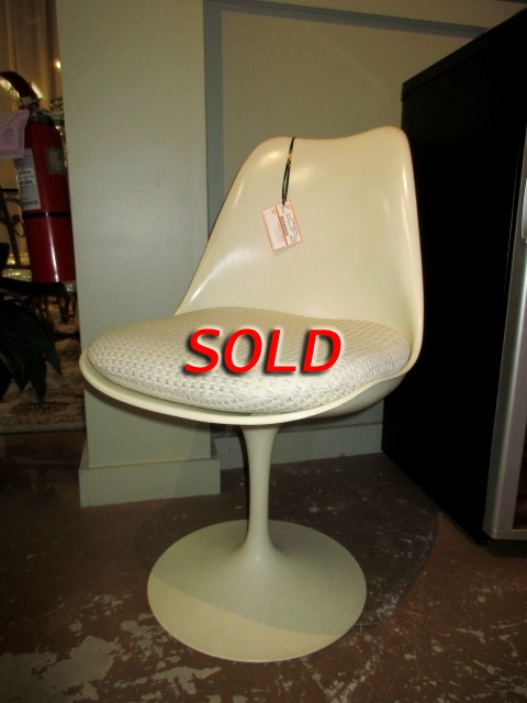 Knoll Tulip Arm Chair