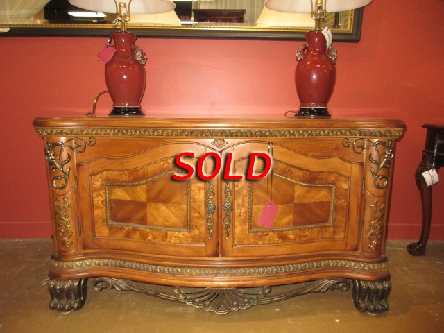 AICO Venetian Media Console