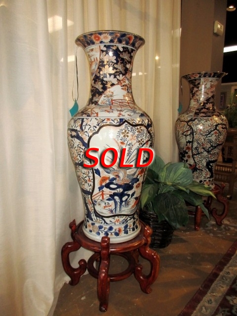 Asian Style Urn On Stand