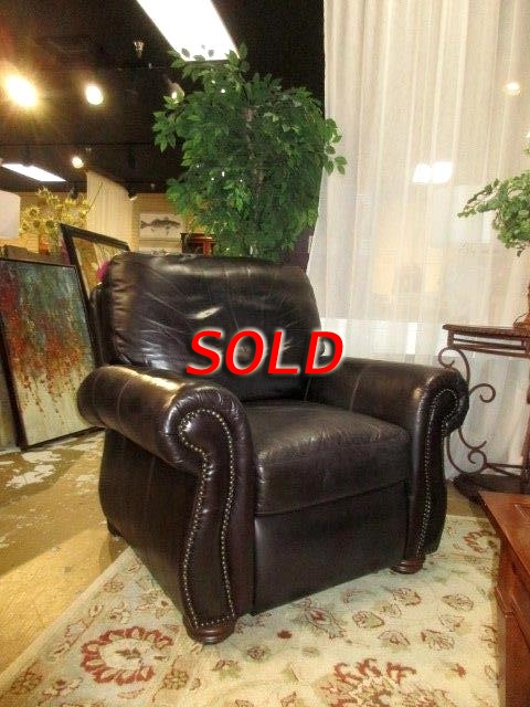 Havertys Leather Recliner