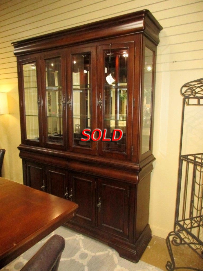 Havertys China Cabinet