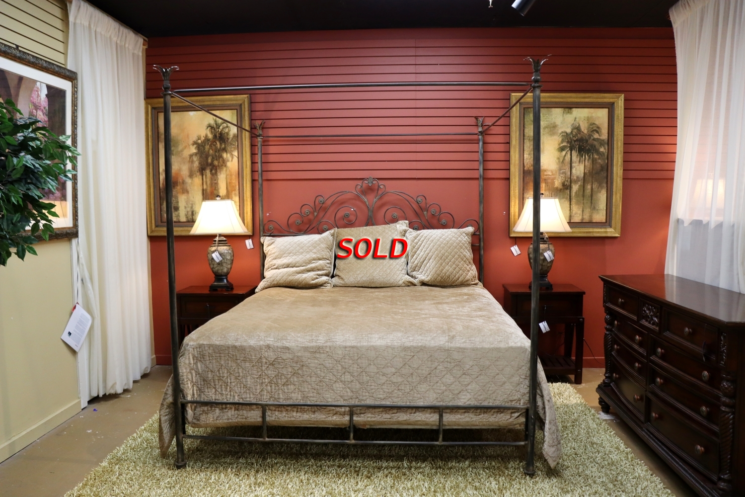 Drexel Metal Canopy King Bed