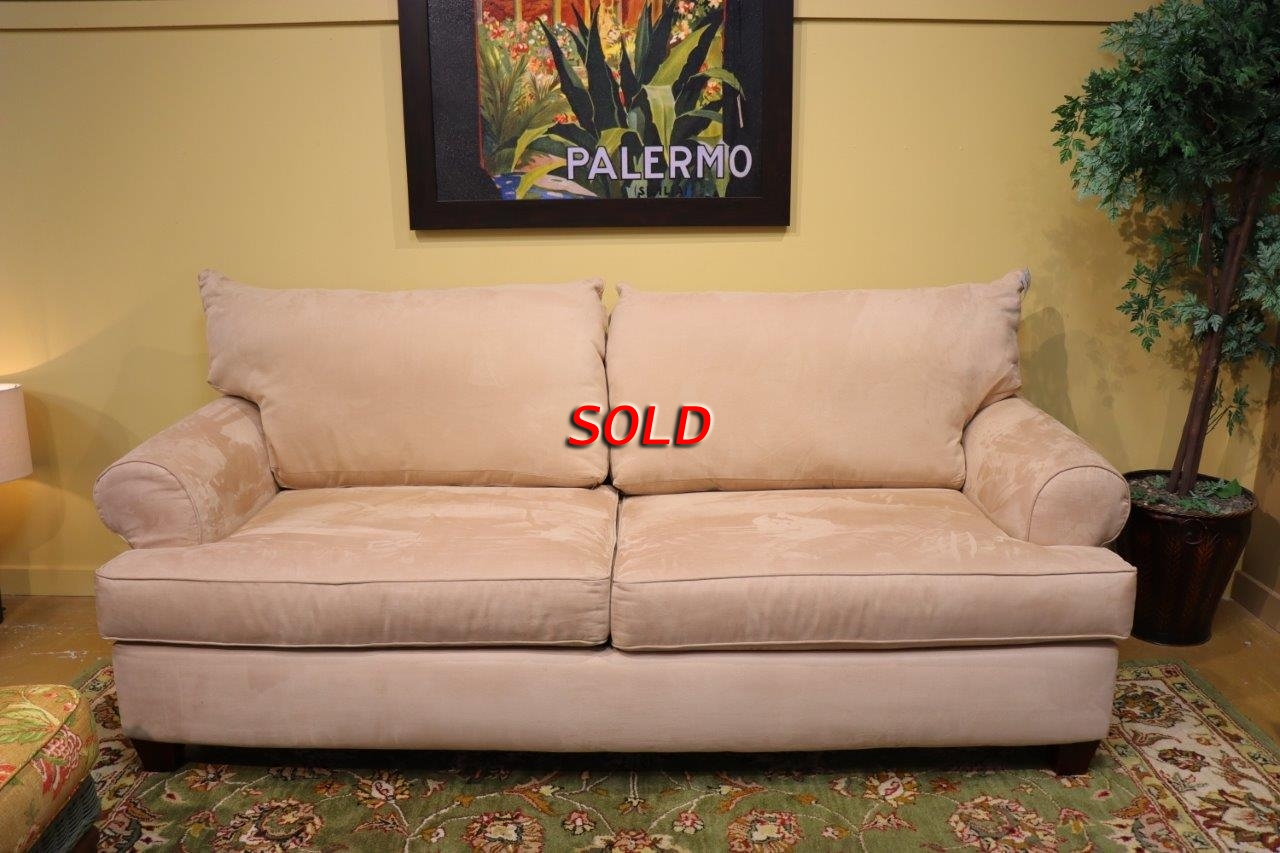 RTG Transitional Sofa